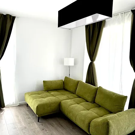 Apartment 4friendscoresibrasov K